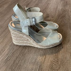 Marc Fisher Wedges